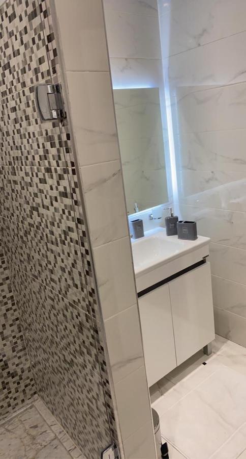 Rue Russie Appartement Tangier Bagian luar foto